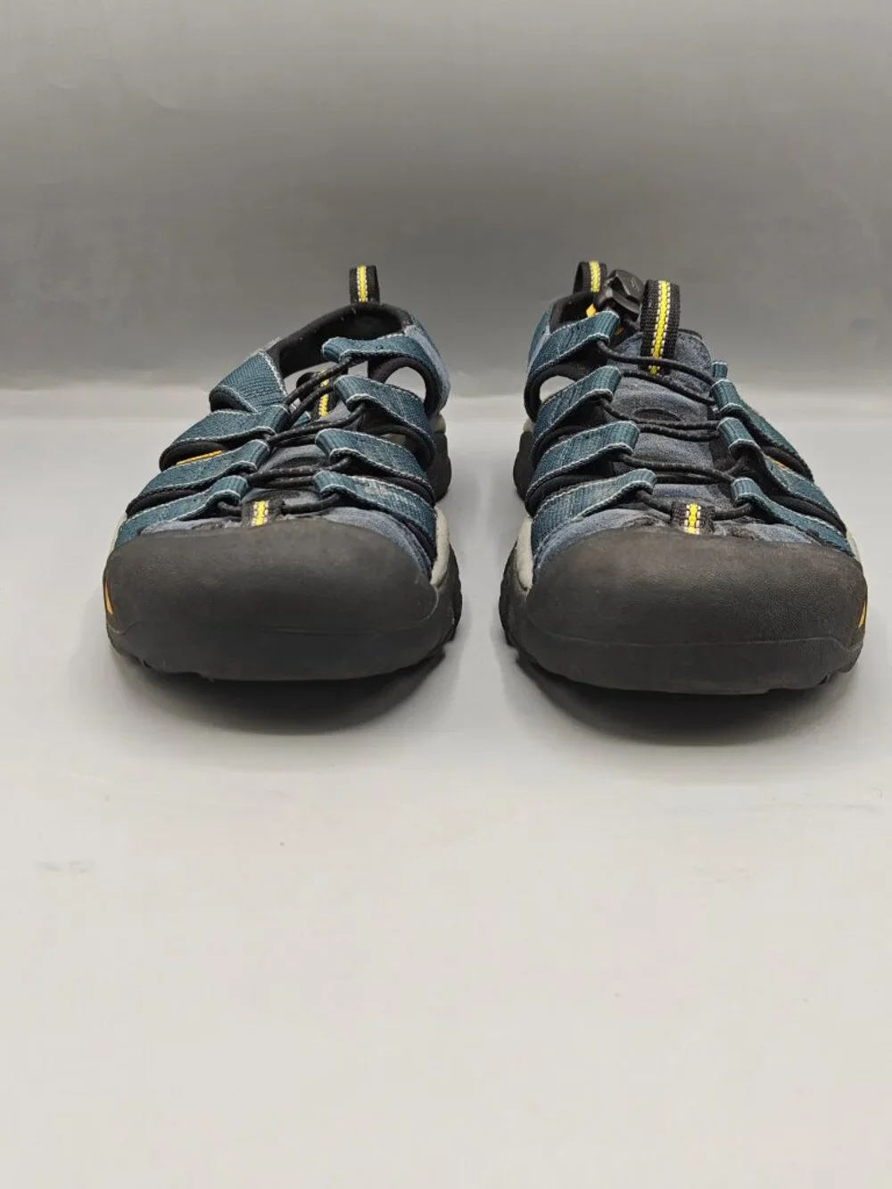Keen Newport H2 Waterproof Shoes Sandals Men's  Sz 9 Navy Blue Pre-Owned